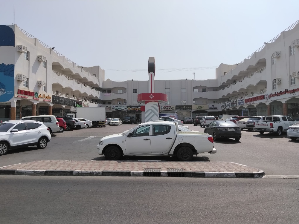 Shop for rent - 4