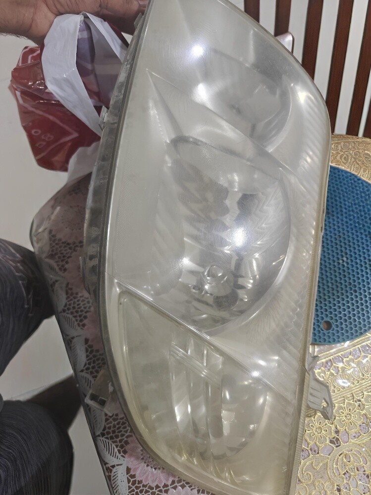 Corolla 2006 original Headlight - 1