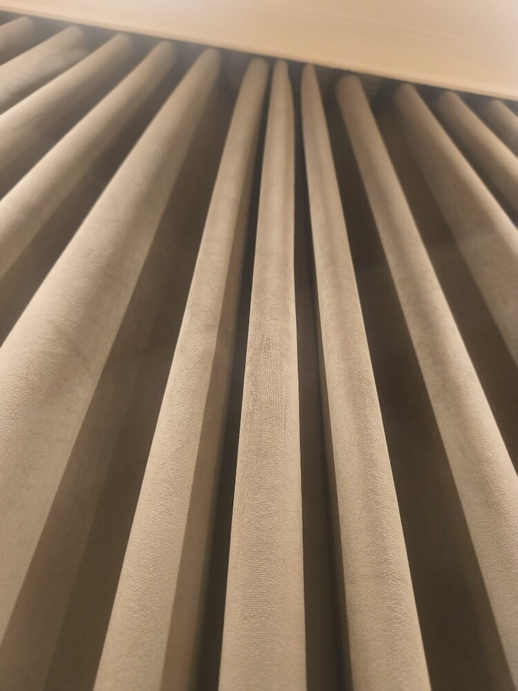 If you need a wavy curtain, let me - 1