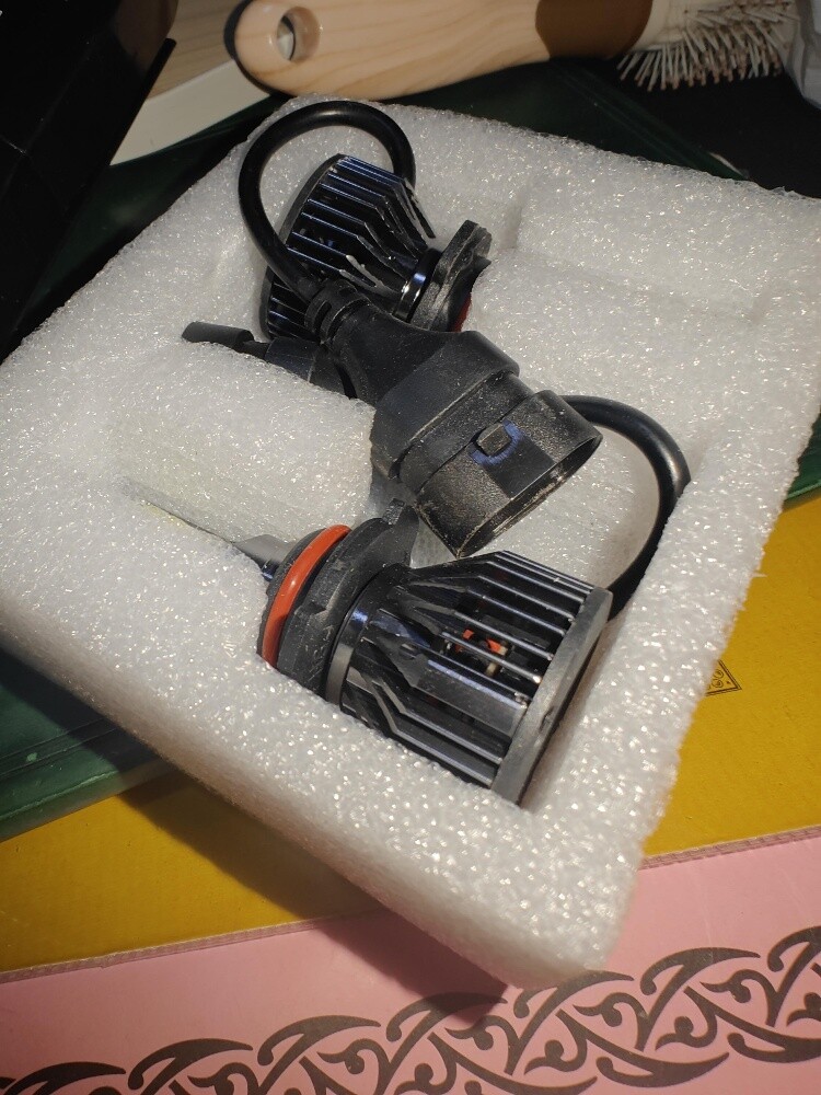 Head light for sale HB4/9006 - 2
