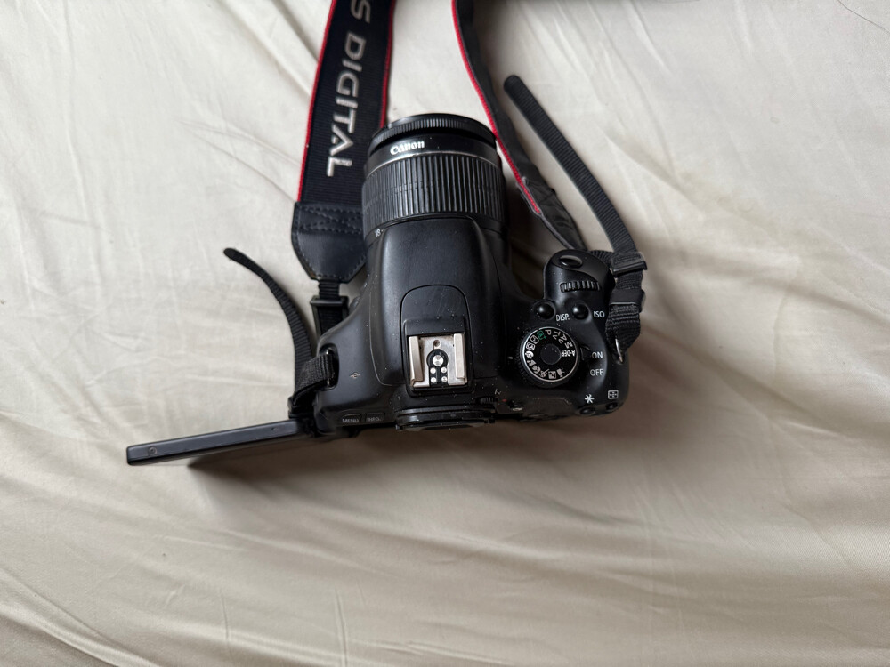 Canon EOS 600D - 2