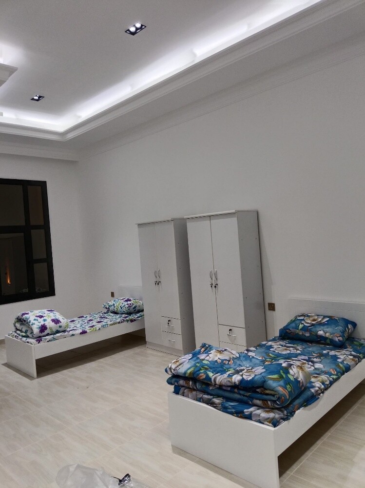 We sale all kind of brand new furni - 11