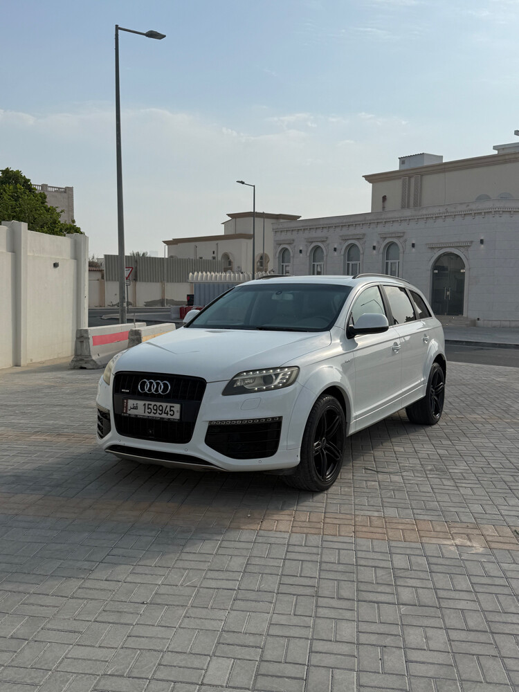 Audi Q7 - 1