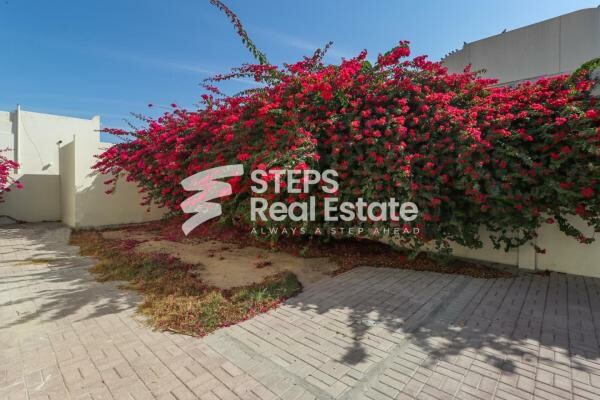 Villa Compound in Abu Hamour - 4