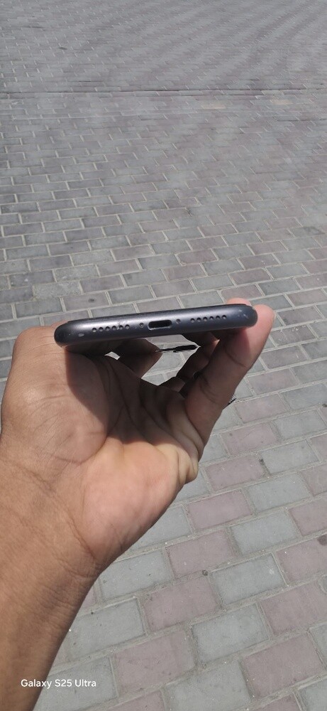 ايفون١١ - 6