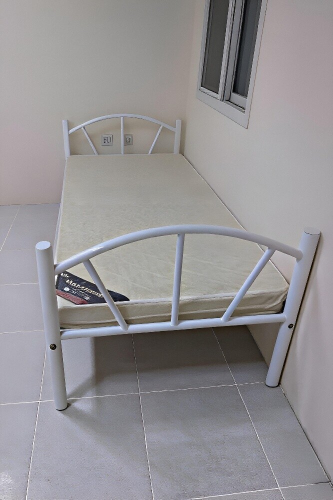 Bunk bed or mattress available - 6