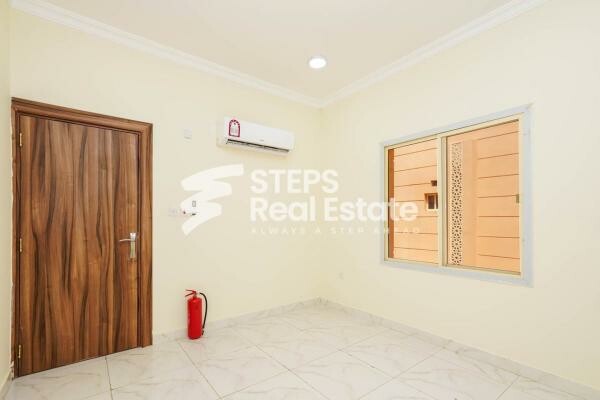 Villa in Gharrafat Al Rayyan - 10