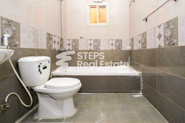 Villa in Gharrafat Al Rayyan - 9