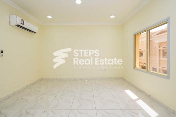 Villa in Gharrafat Al Rayyan - 8