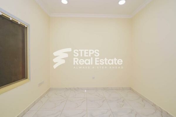 Villa in Gharrafat Al Rayyan - 5