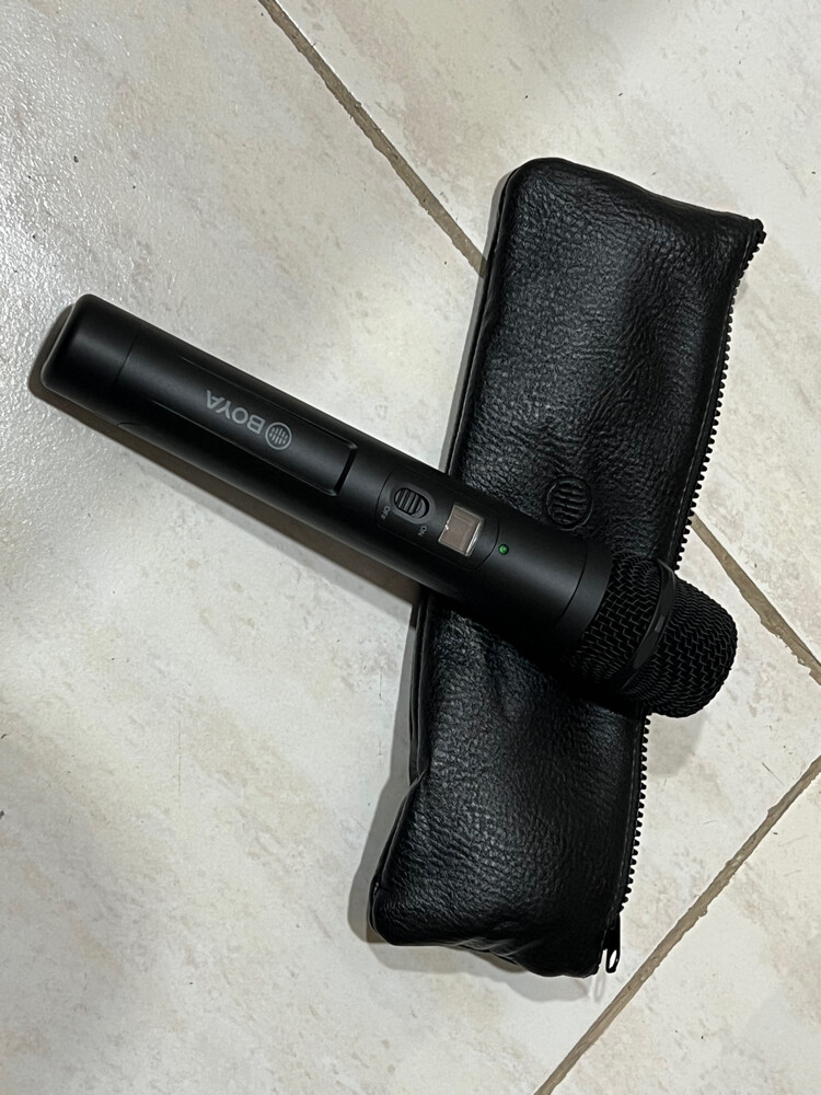 Boya Wireless Hand Mic - 1
