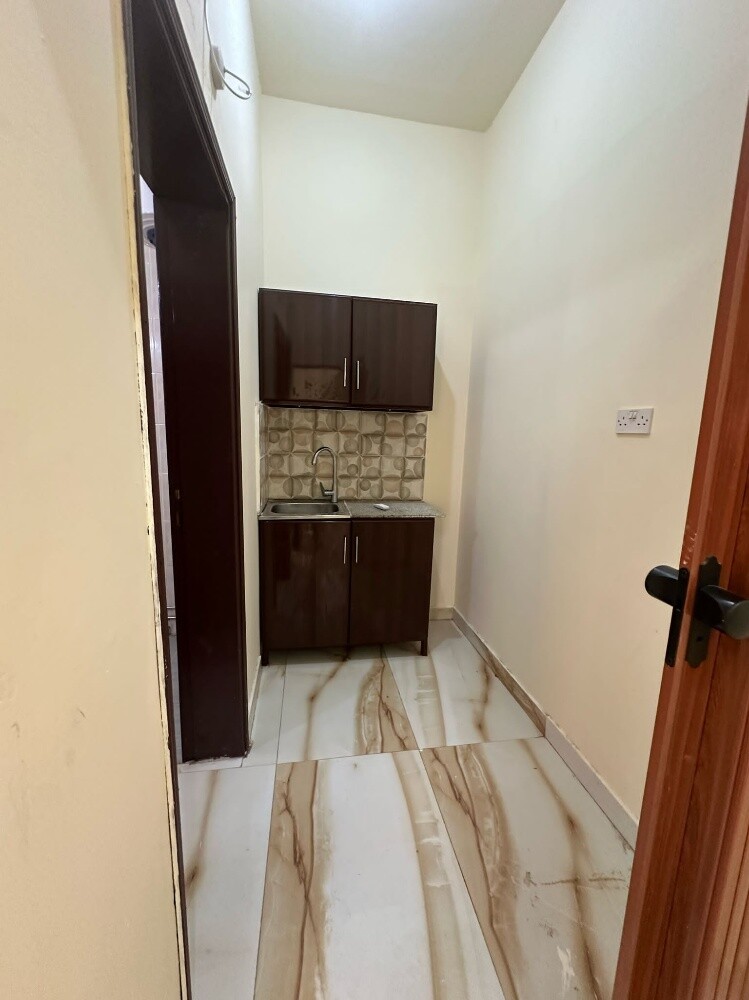 غرفة طابوق شامل بالخريطيات - 4