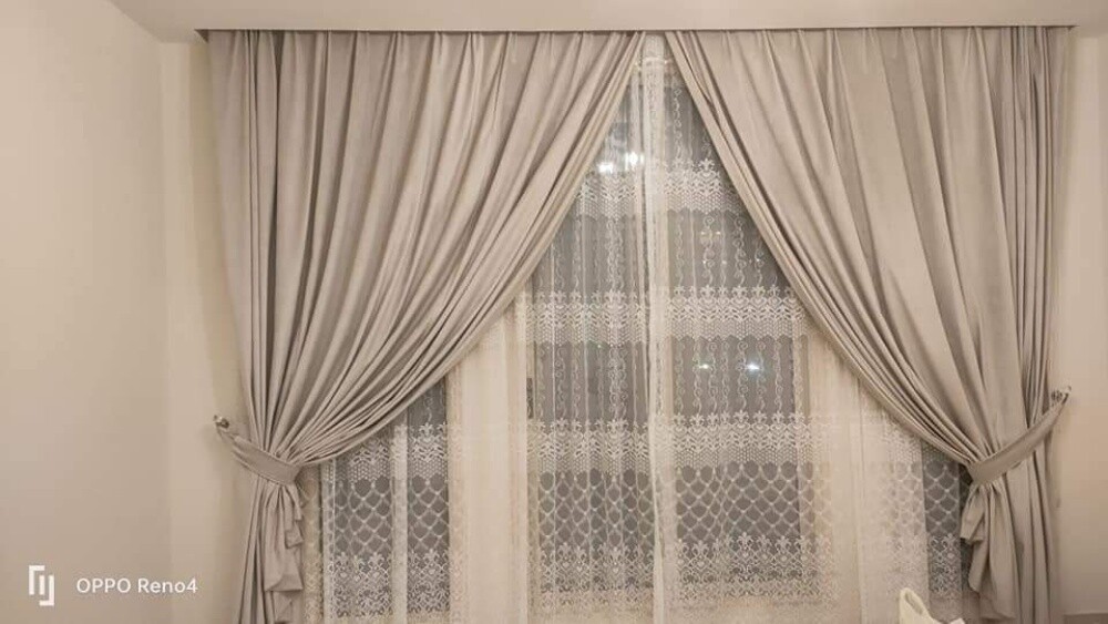 Curtains,sofa, carpet,barkiya - 7