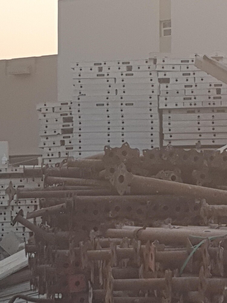 Scaffolding and jacks for sale - 5