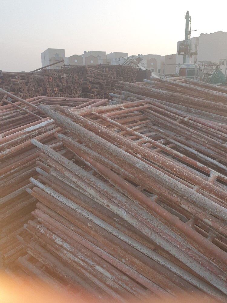 Scaffolding and jacks for sale - 6