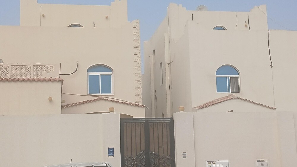 للبيع فيلا استثمار في عين خالد - 3