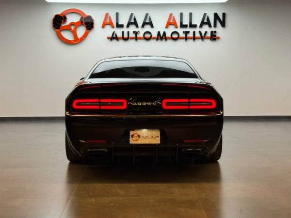 Dodge Challenger Hellcat 2016 - 10