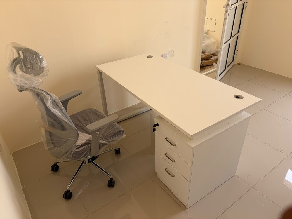 office Table (brand new) - 5