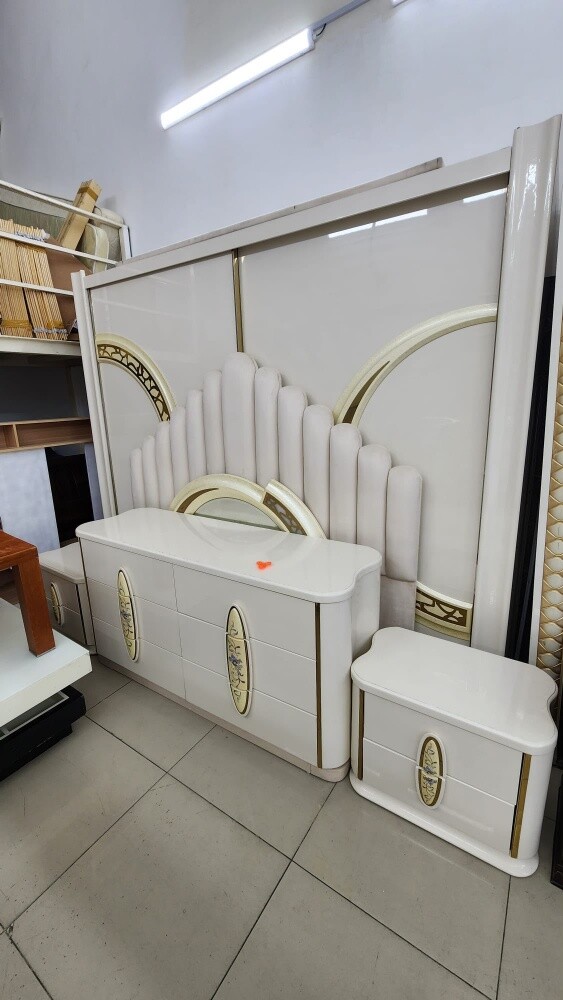 For sale complete bedroom set - 10