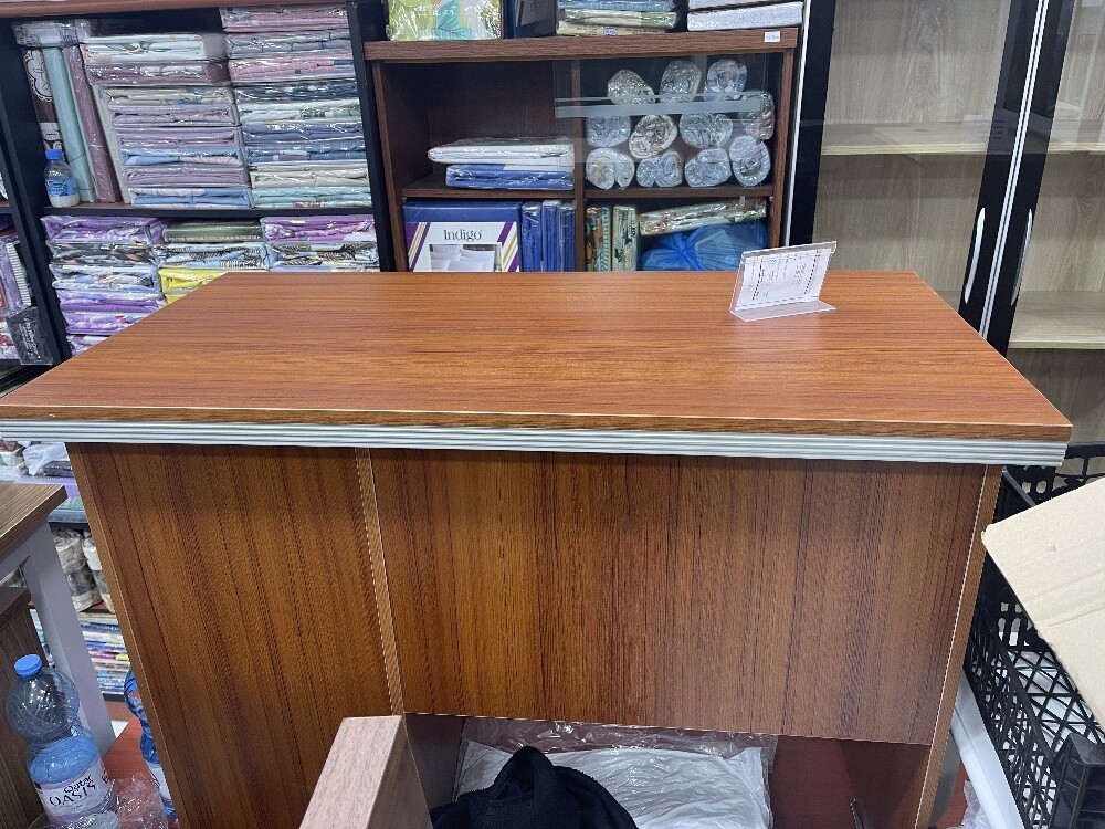 طاولة مكتب جديدة، كراسي المكتب - 4