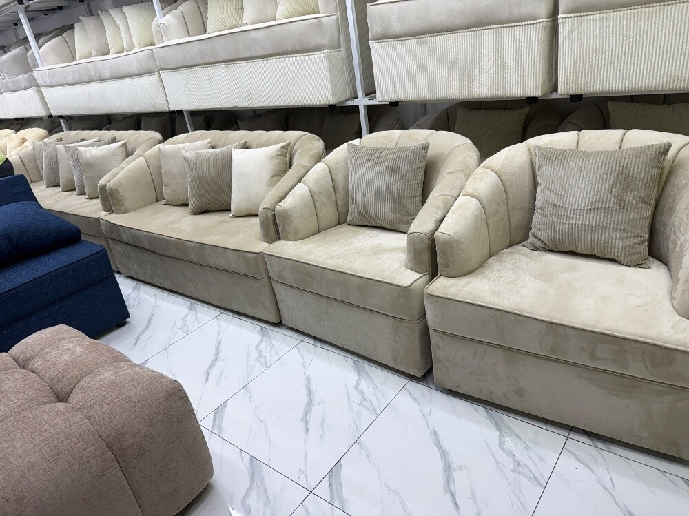 طقم كنب جديد جاهز للبيع - 3