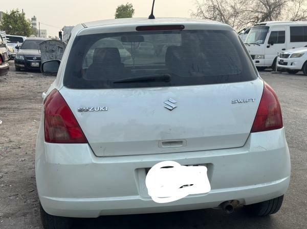 SUZUKI SWIFT 2012 - 5