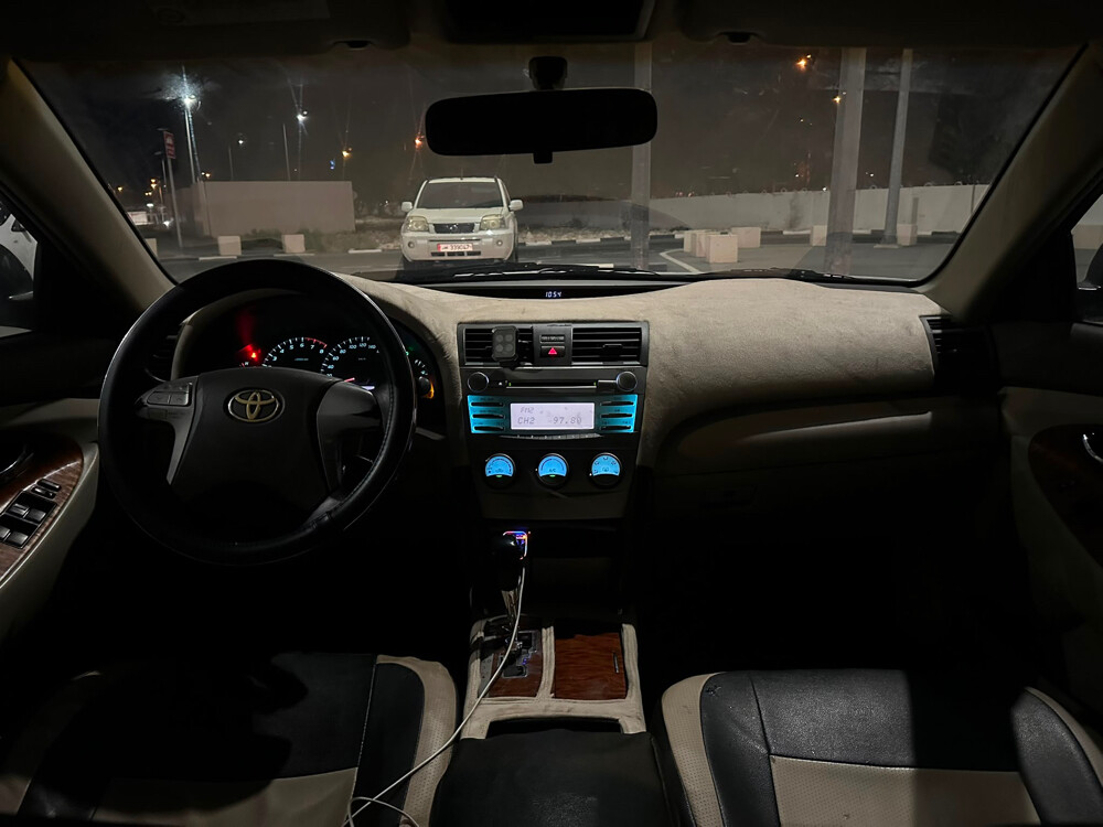URGENT SALE Toyota Camry 2009 GLX - 2