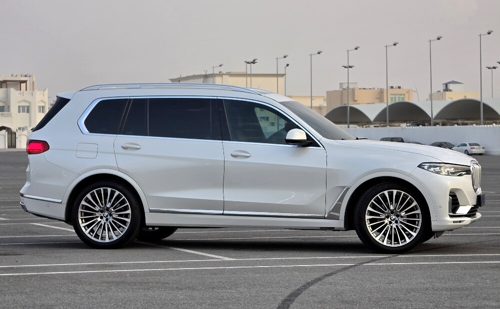 BMW X7 - 7