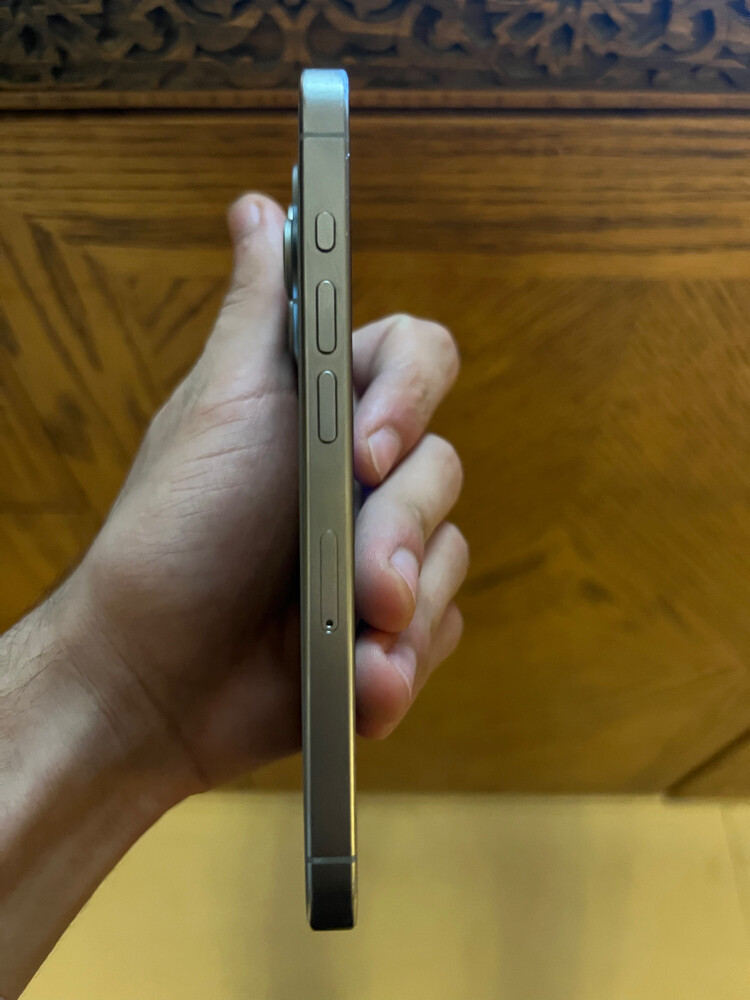 iPhone 15 pro - 3