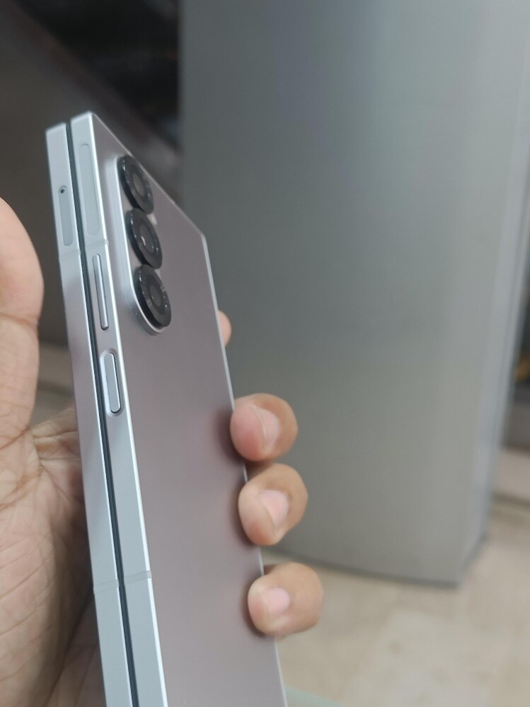Samsung Galaxy Z Fold 6 - 3