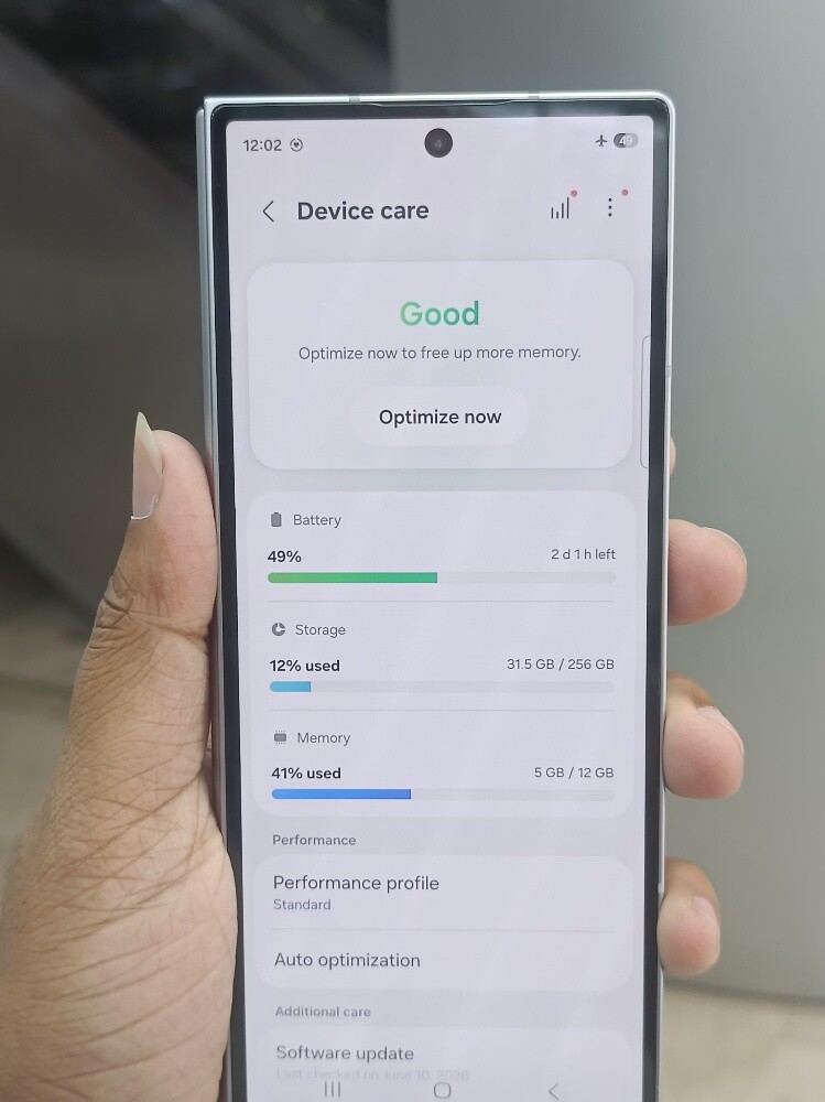 Samsung Galaxy Z Fold 6 - 6