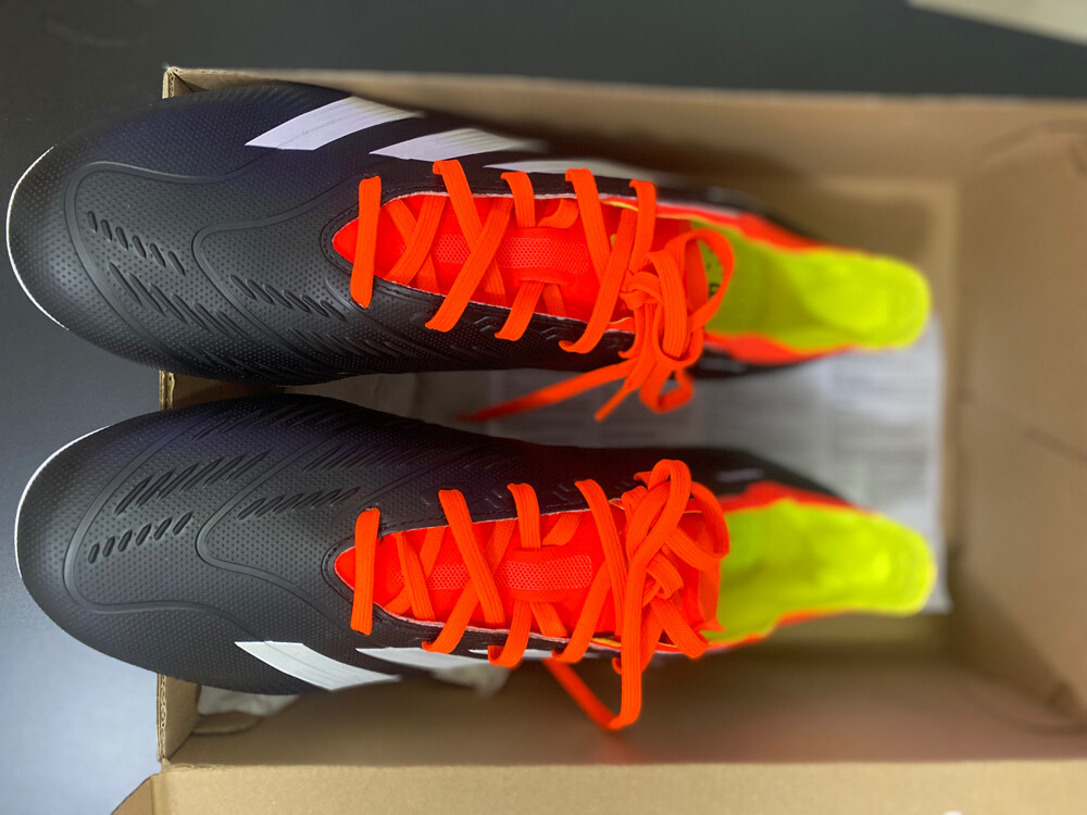  Original Adidas football boots - 5