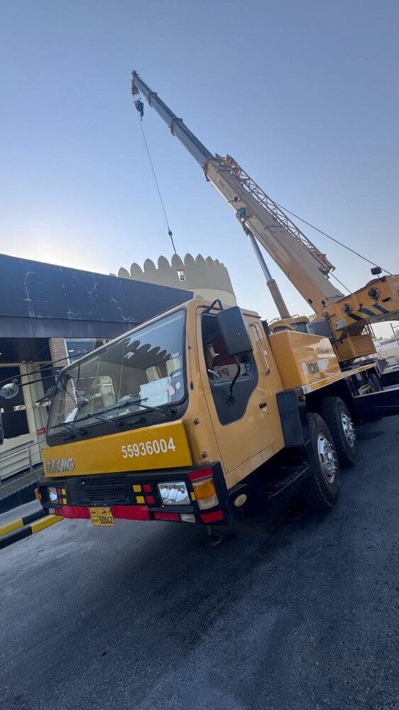 crane for rent contact 5593 6004 - 3
