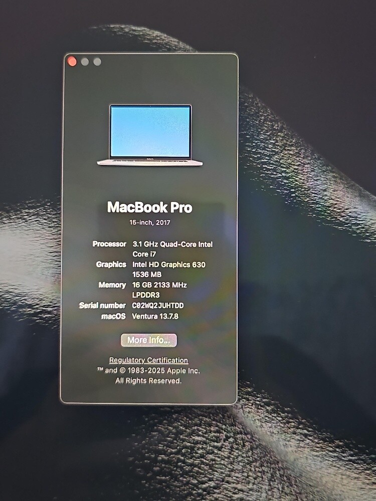 MacBook Pro

15-inch, 2017 - 1