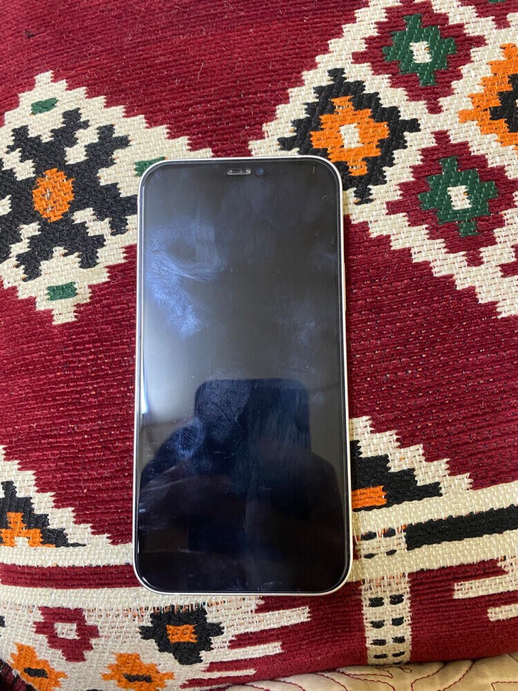 Iphone 12 - 3