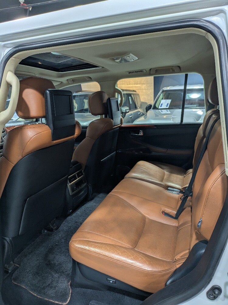 LEXUS LX 570 S 2014 - 4