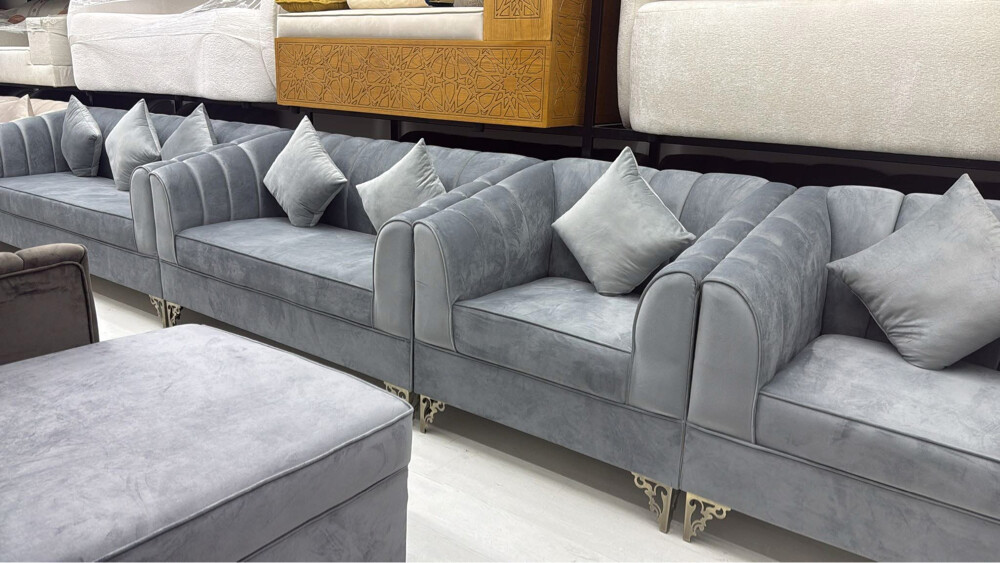 FOR SALE READYMADE SOFA  - 3
