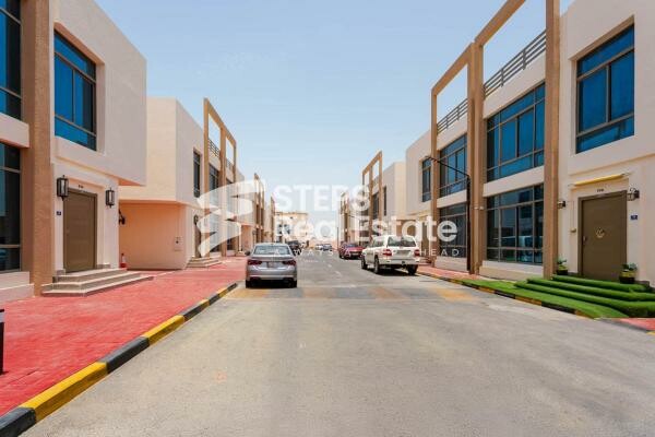Compound Villa in Al Wukair - 4