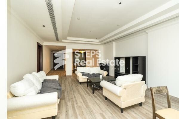 Apartment in Prime Pearl Location - 12
