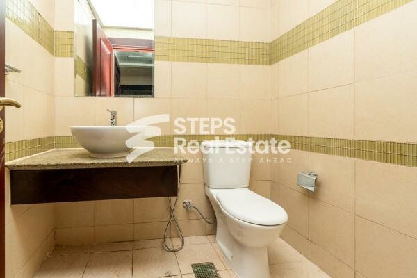 Apartment in Prime Pearl Location - 4