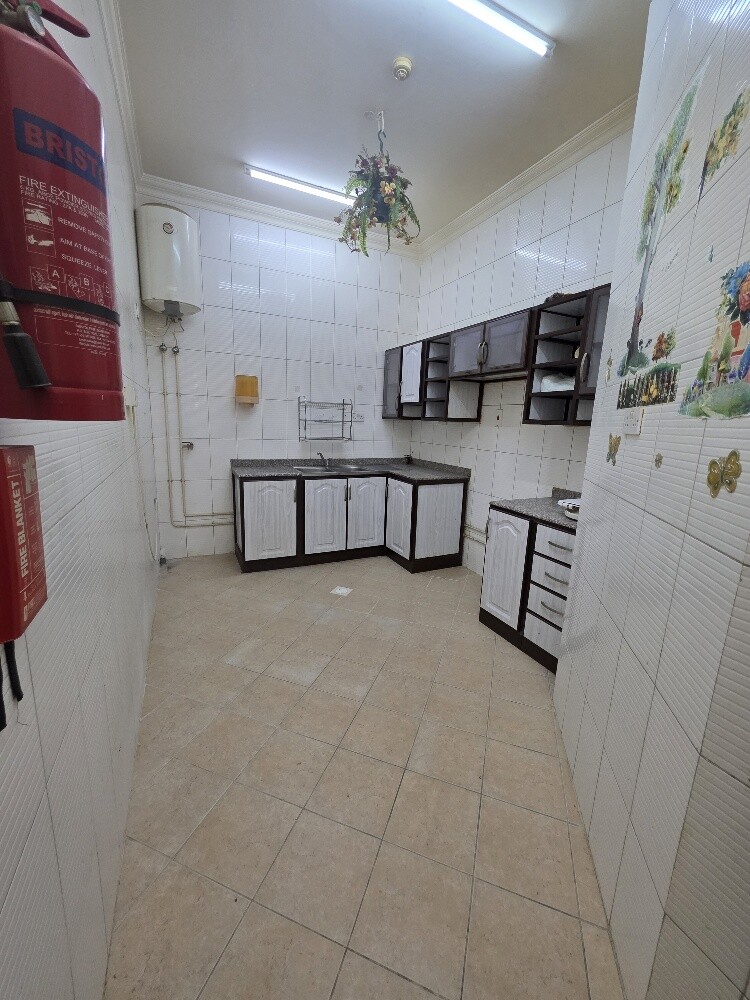 Flats for rent in bin omran - 2
