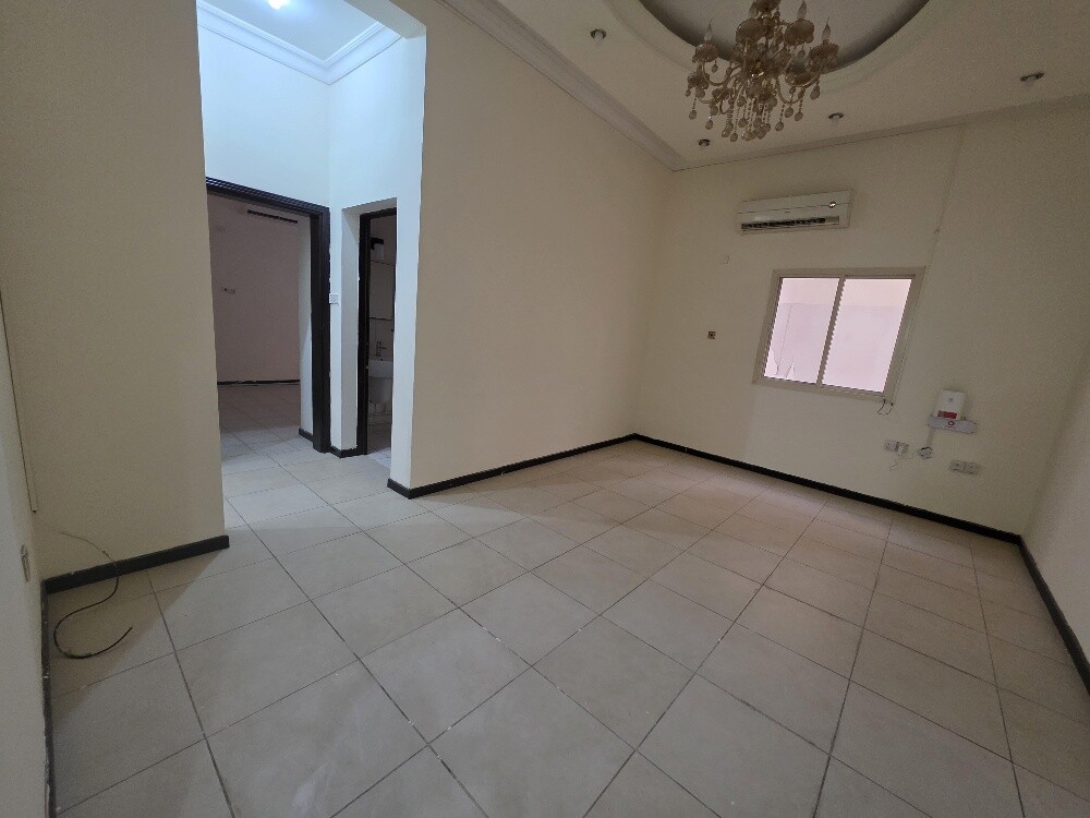 Flats for rent in bin omran - 4