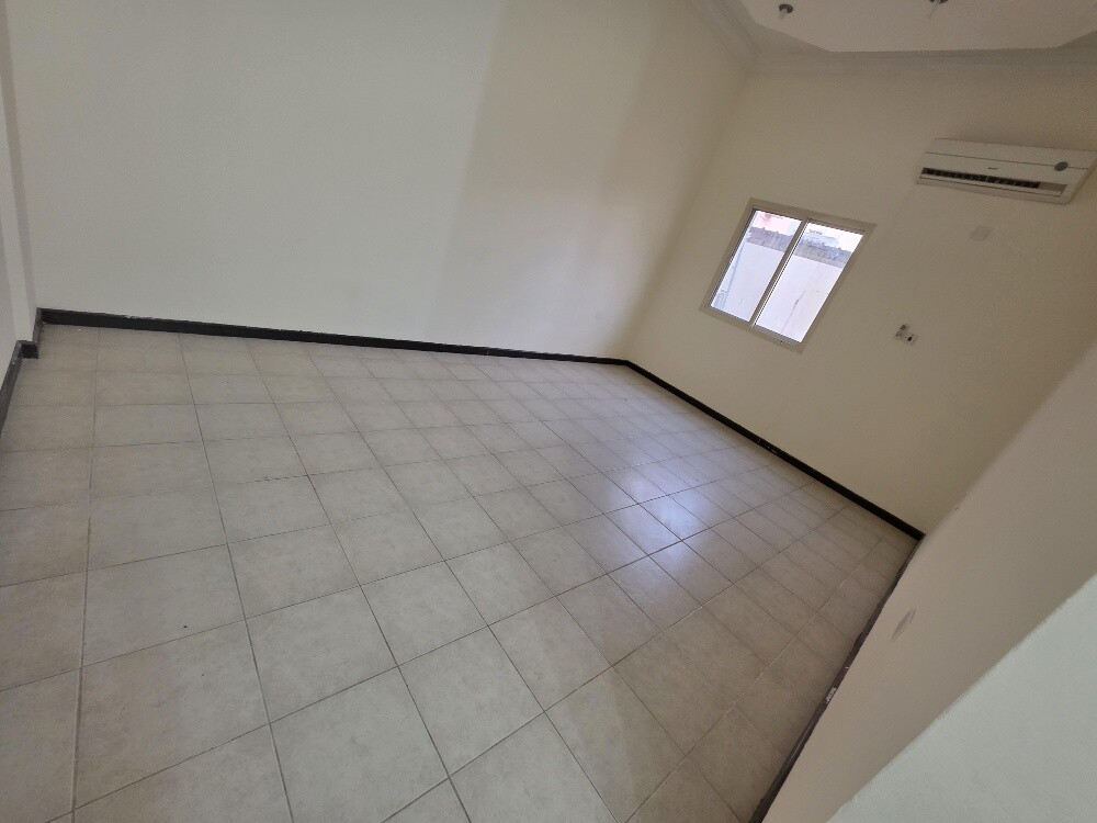 Flats for rent in bin omran - 9