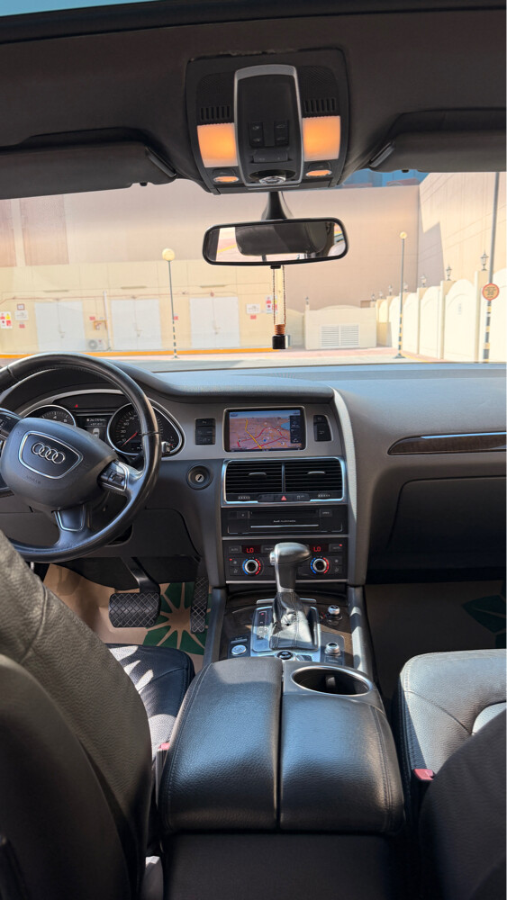 أودي كيو 7 كواترو ذات الدفع الربا - 7