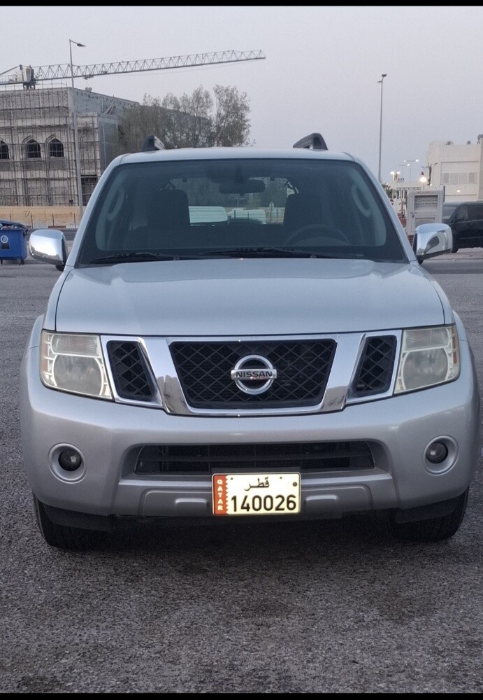 Nissan Pathfinder
whatsap 77504300 - 1
