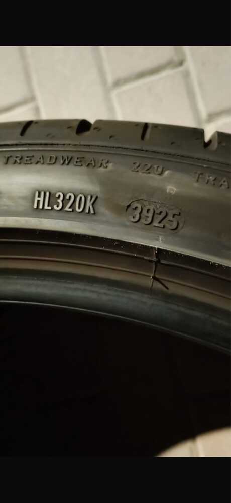Pirelli P Zero — Porsche 911 992 fi - 2
