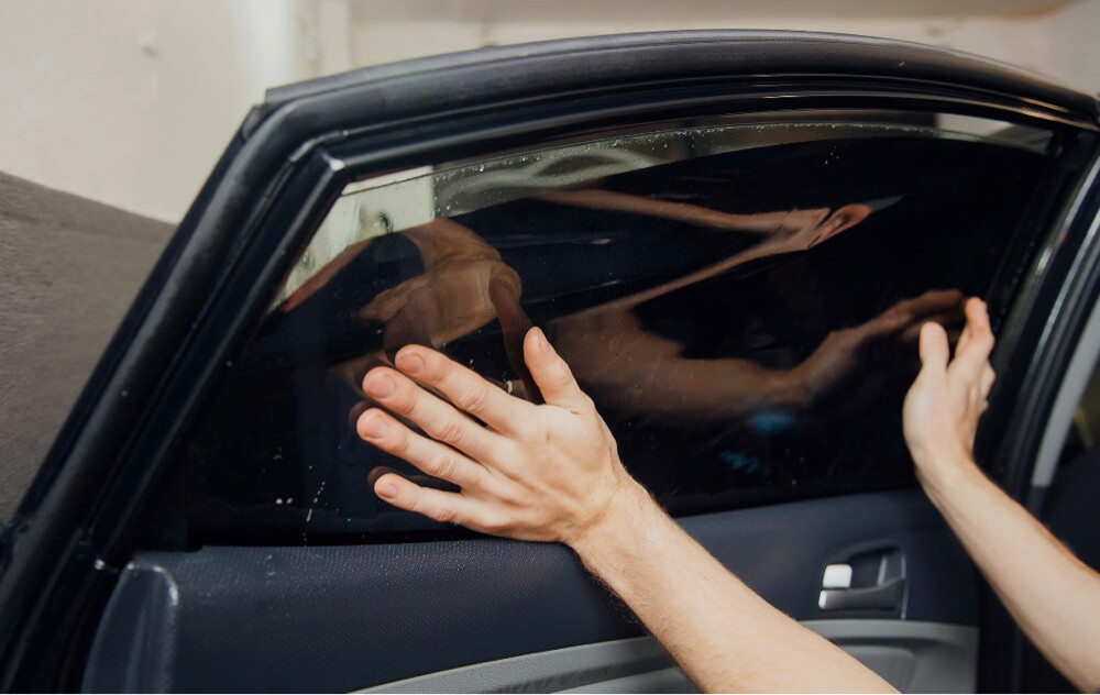 car tinting & ppf worker - 1