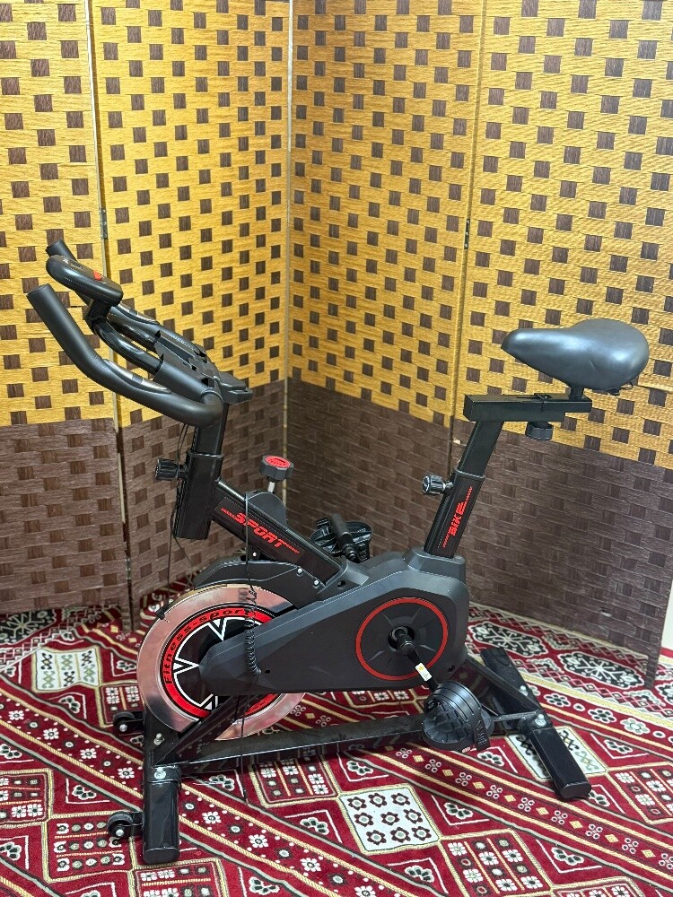 Gym cycle
Brand new - 4