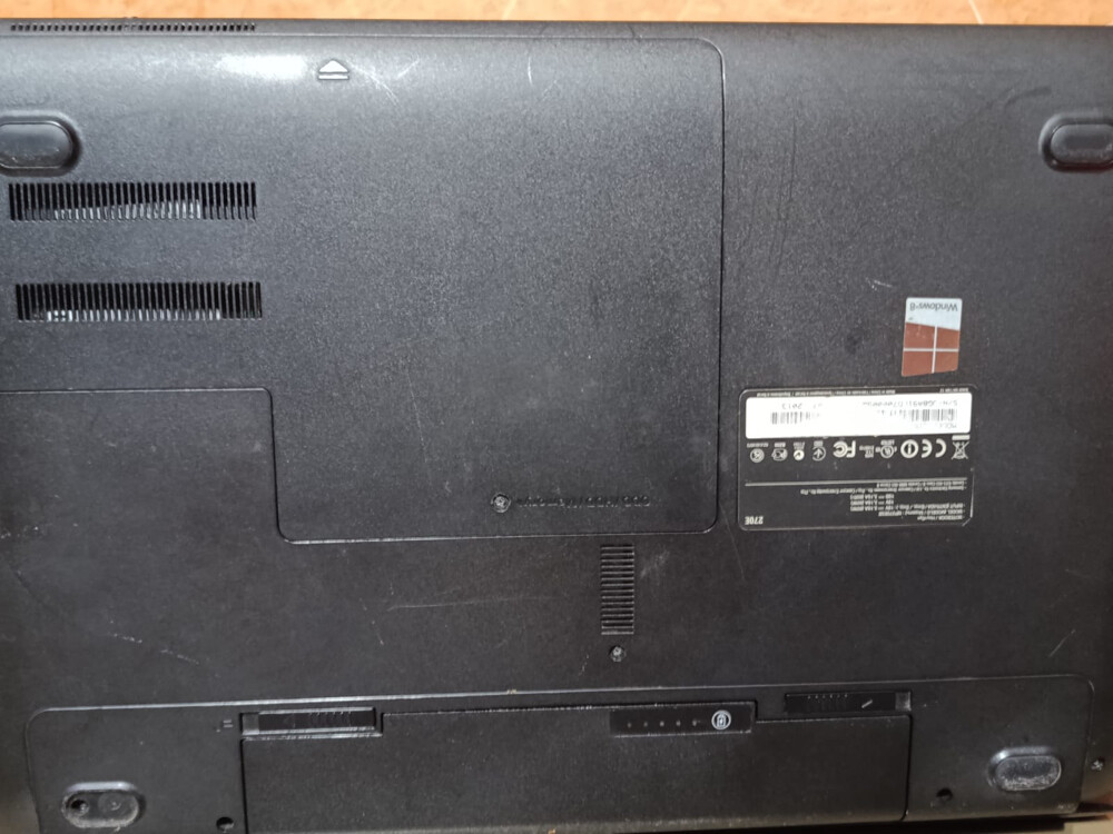 Samsung Laptop for Sale - 8