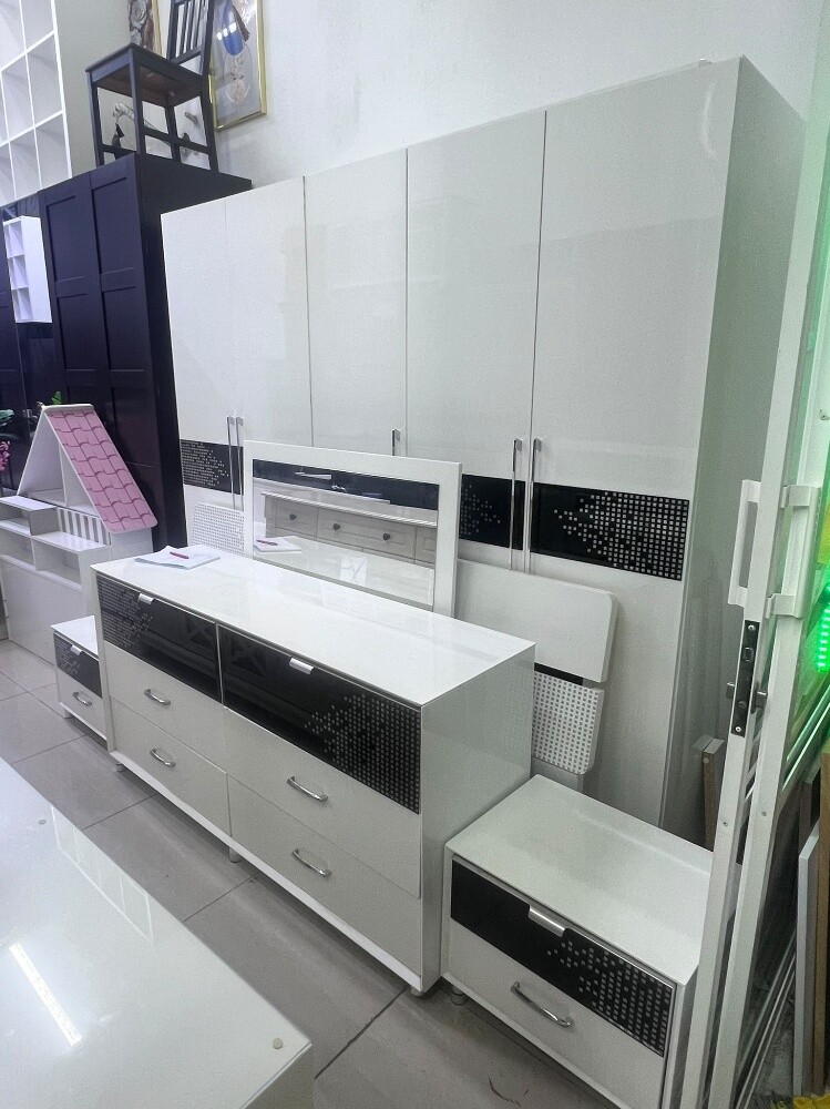 For sale midas bedroom set - 10